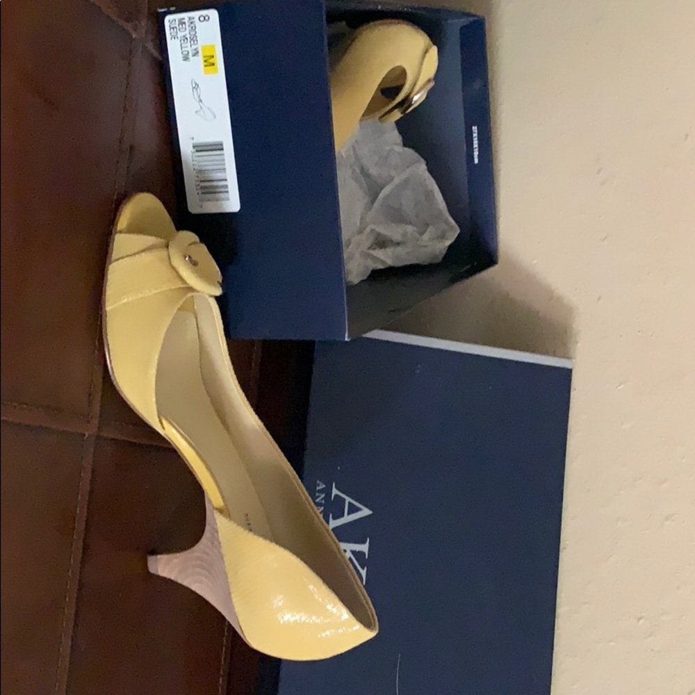 AK Roselyn Medium Yellow